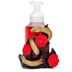 Bath & Body ~ Snake + Roses Soap Holder  NEW!